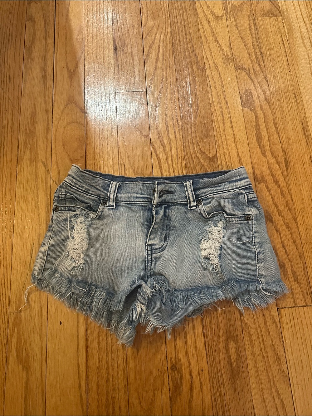 So Nikki Kids Frayed Light Blue Denim Cutoff Shorts Size 10